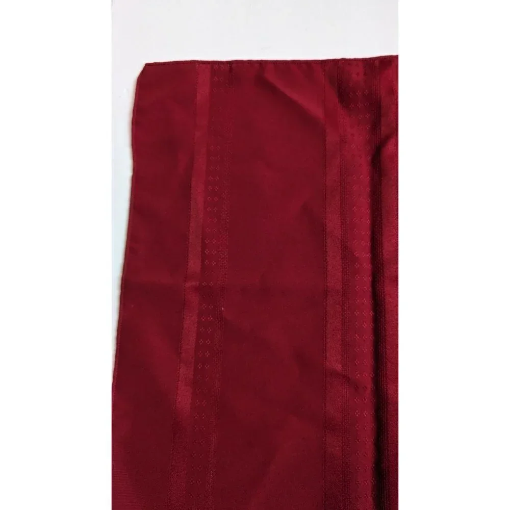 Napkin set of 6‎ red table linens Christmas Holiday 17 x 17